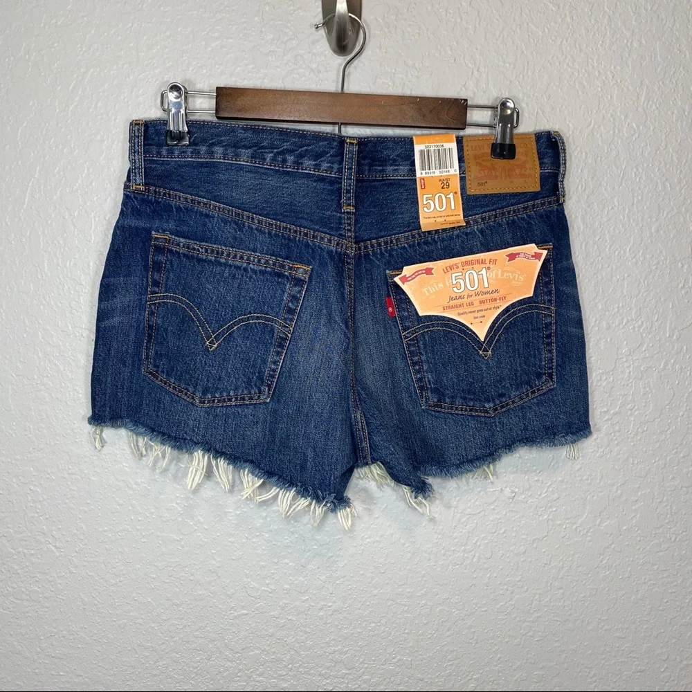 Levi’s | 501 Original Fit Straight Leg Button Fly - Picture 7 of 9